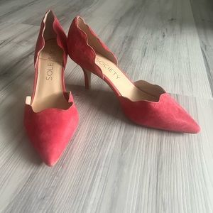 Sole Society Cora red‎ faux velvet Pumps size 10